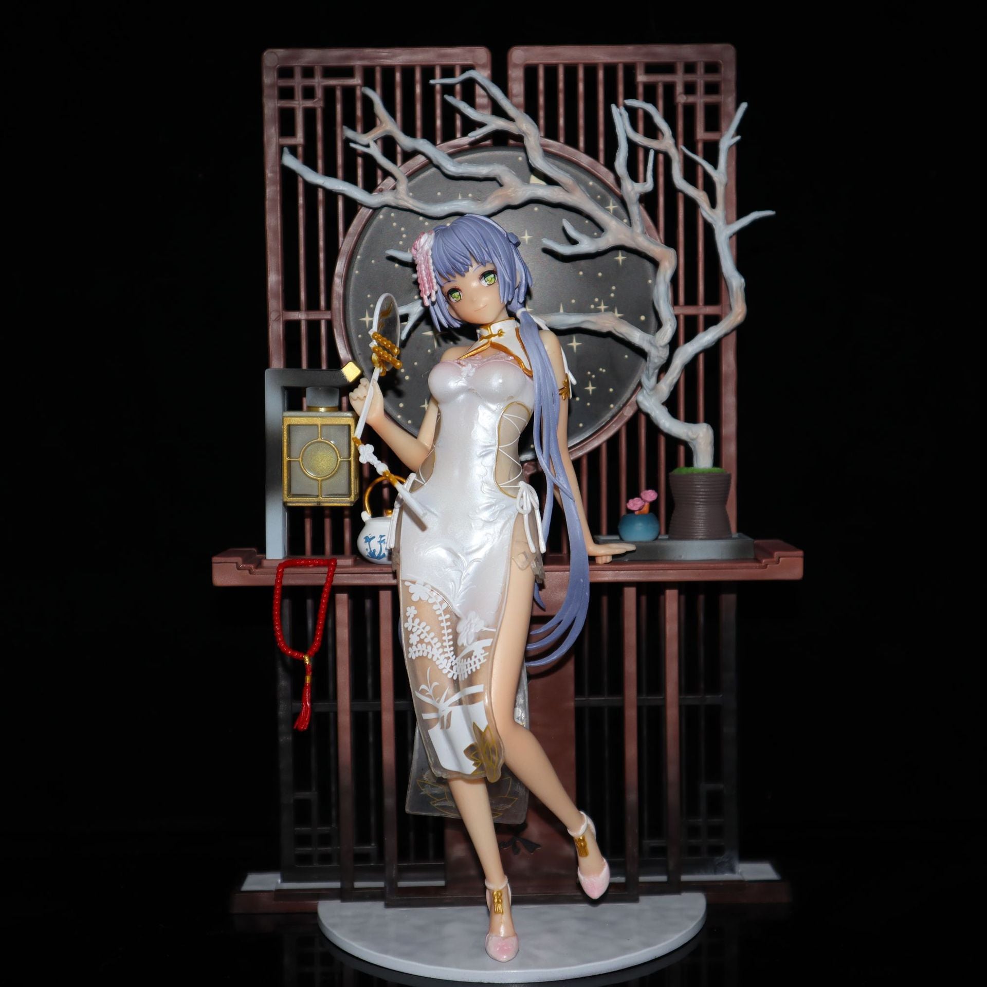 Luo Tianyi Chinese dress statue