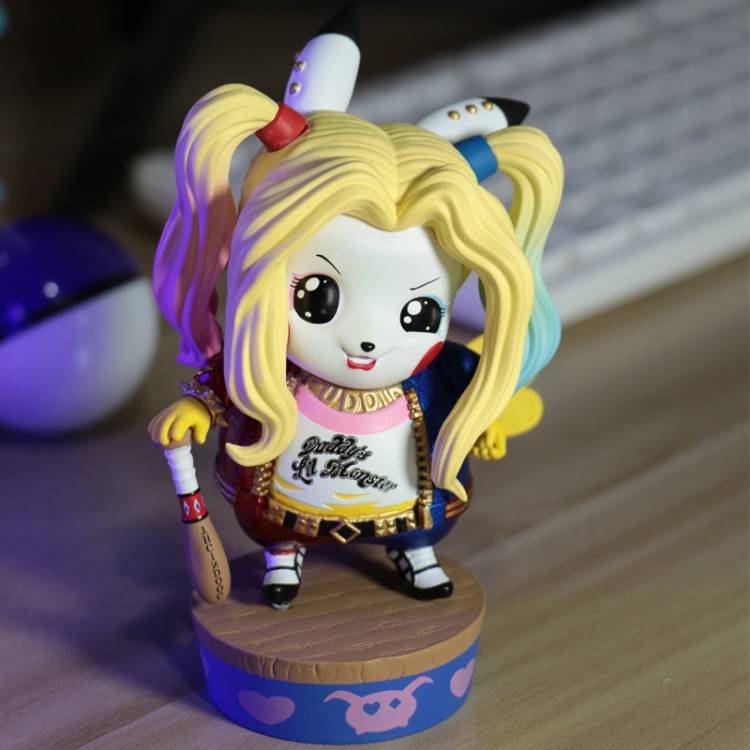 Pokemon × DC Crossover Pikachu Cos Harley Quinn Diorama Statue
