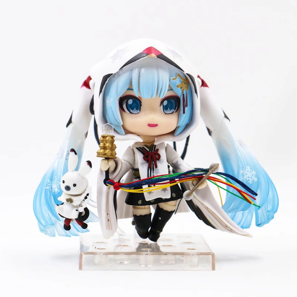 Snow Miku shrine maiden nendoroid figure