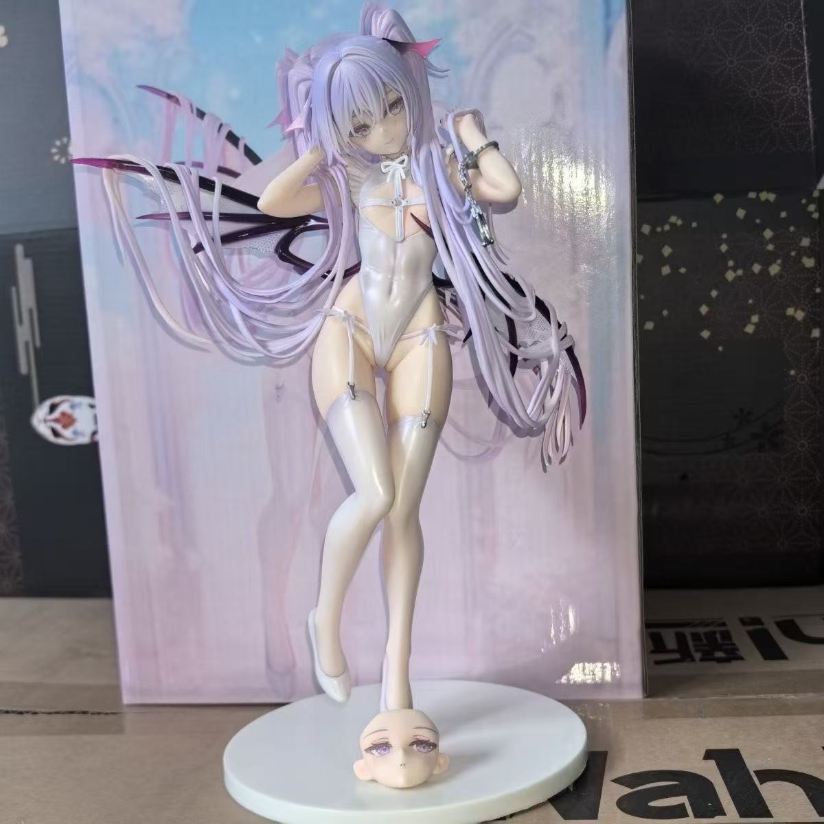 Eve Hand Cuffs Ver figure Rurudo illustration