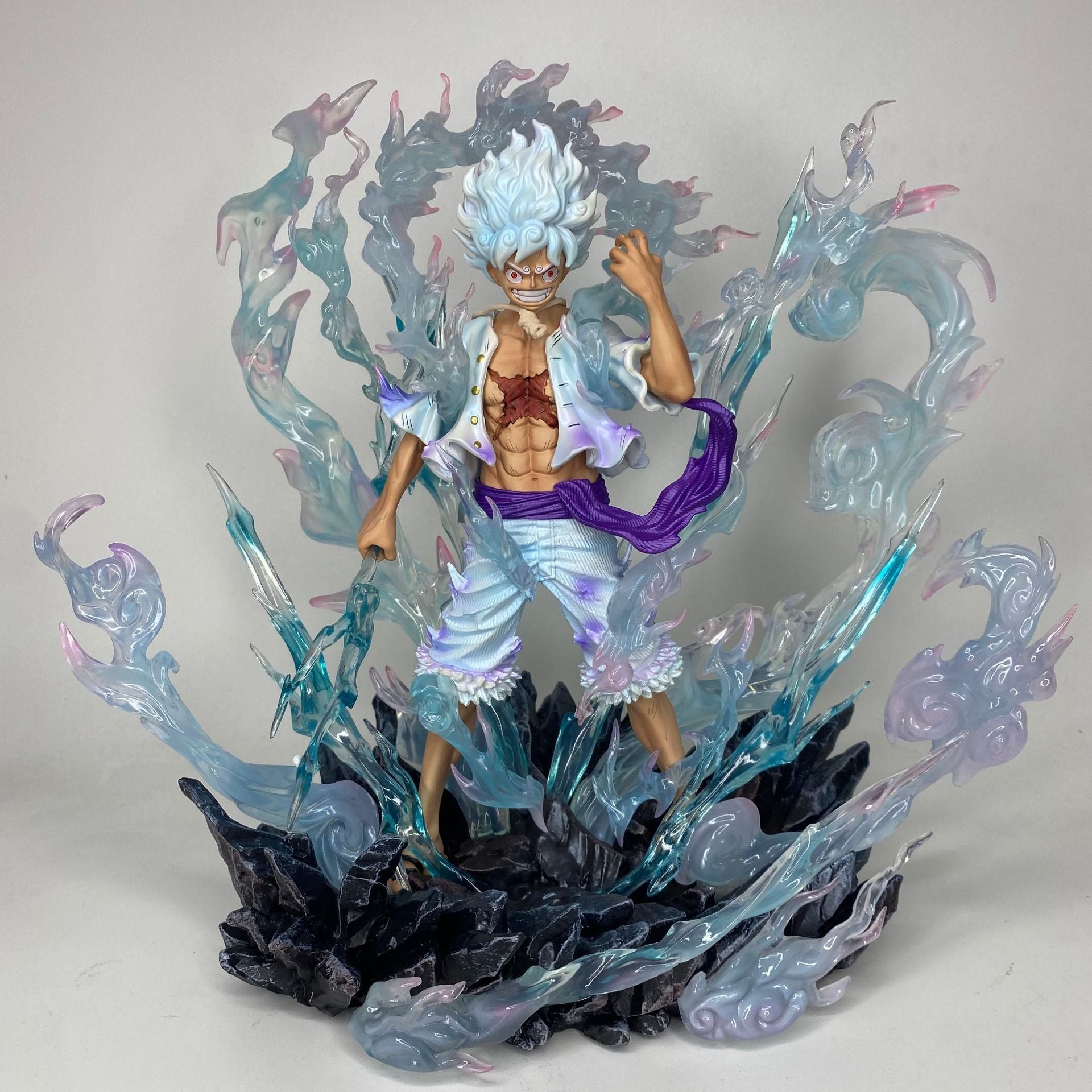 One Piece Luffy Gear 5 Nika figure