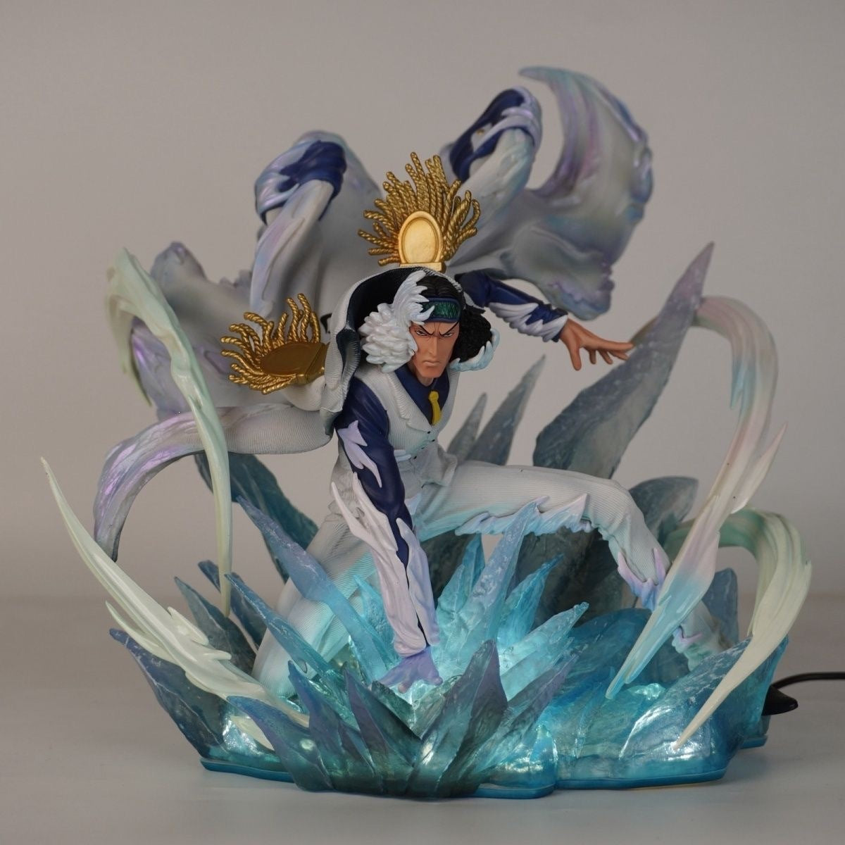 One Piece Aokiji Kuzan ice effect GK statue