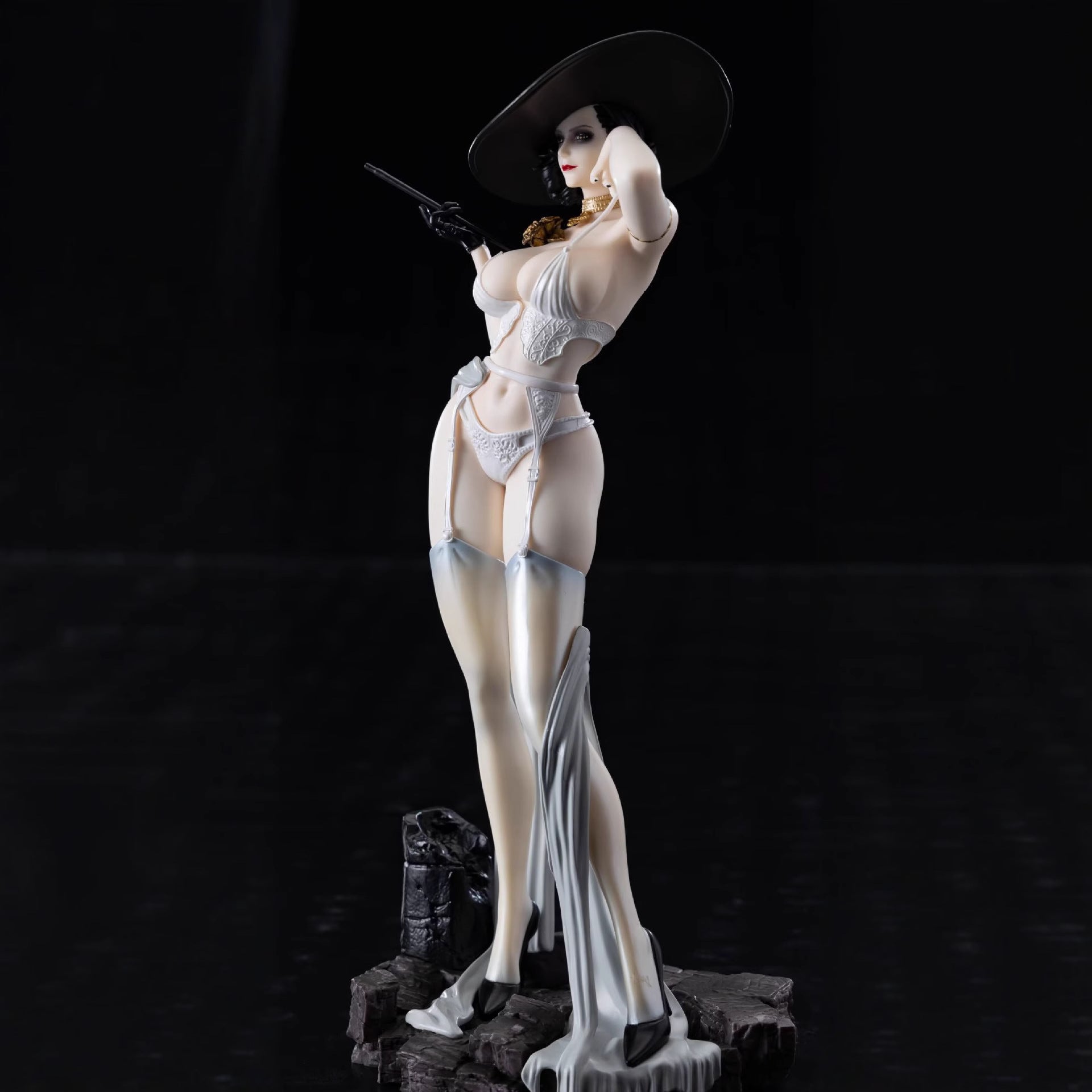 Resident Evil Lady Dimitrescu GK statue