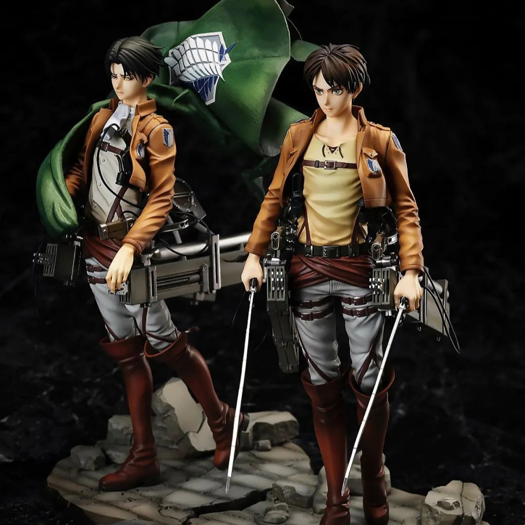 Attack on Titan Eren Levi double figure statue