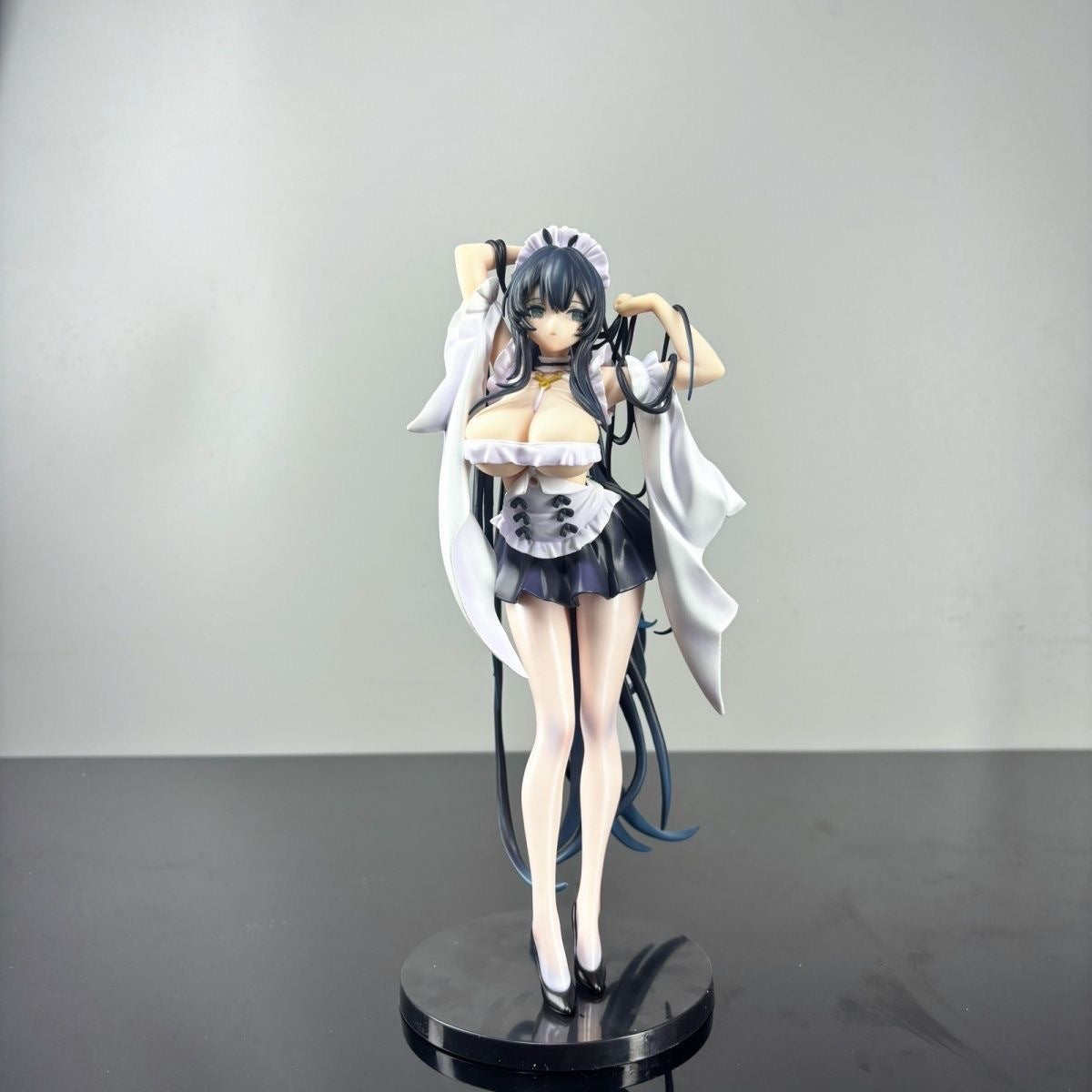 Azur Lane Indomitable maid figure
