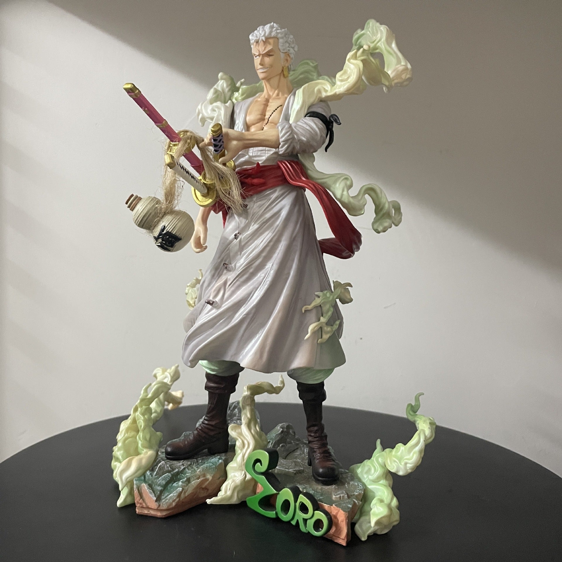 One Piece Roronoa Zoro white hair figure