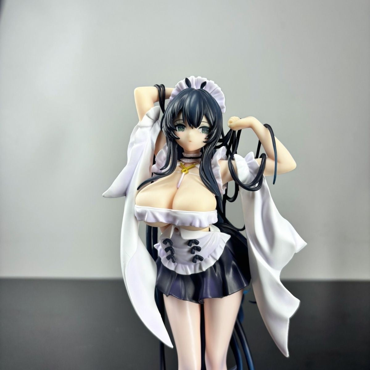 Azur Lane Indomitable maid figure