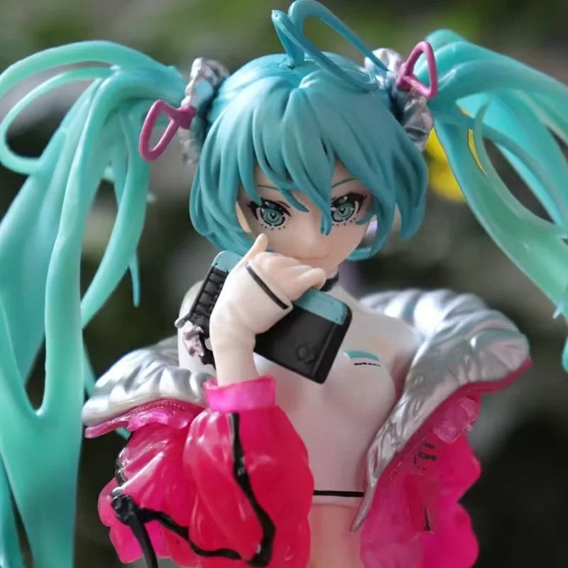 Hatsune Miku casual street style prize figure