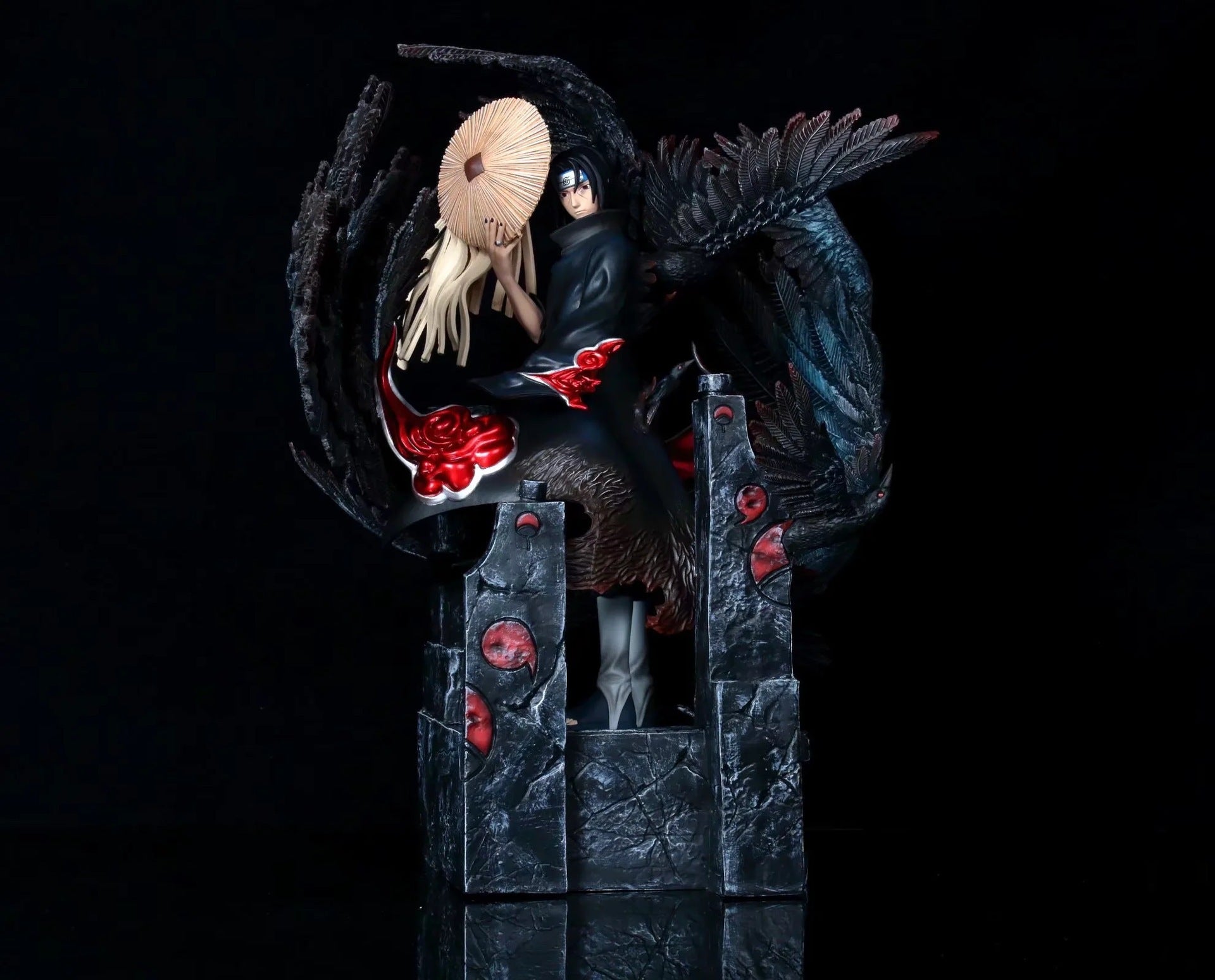 Naruto Itachi Uchiha crow GK statue