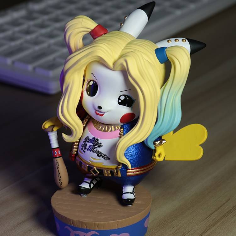 Pokemon × DC Crossover Pikachu Cos Harley Quinn Diorama Statue