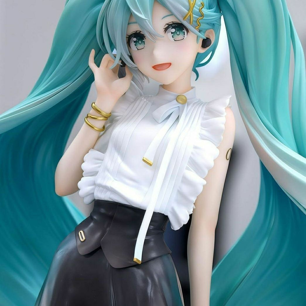 Hatsune Miku casual fashion outfit figure
