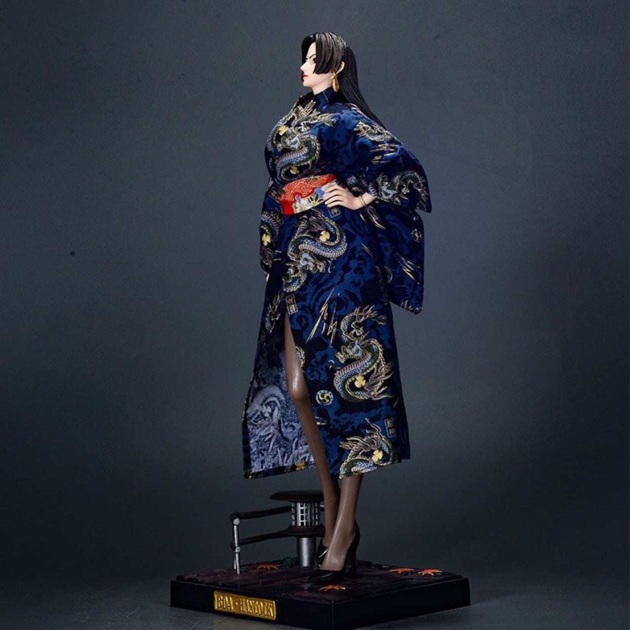 One Piece Boa Hancock kimono figure