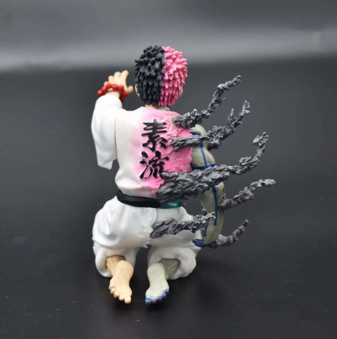 Demon Slayer Akaza kneeling GK figure
