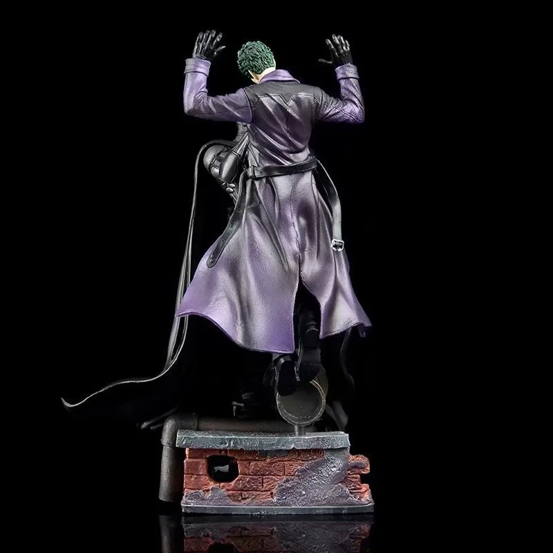DC Batman vs Joker rooftop statue
