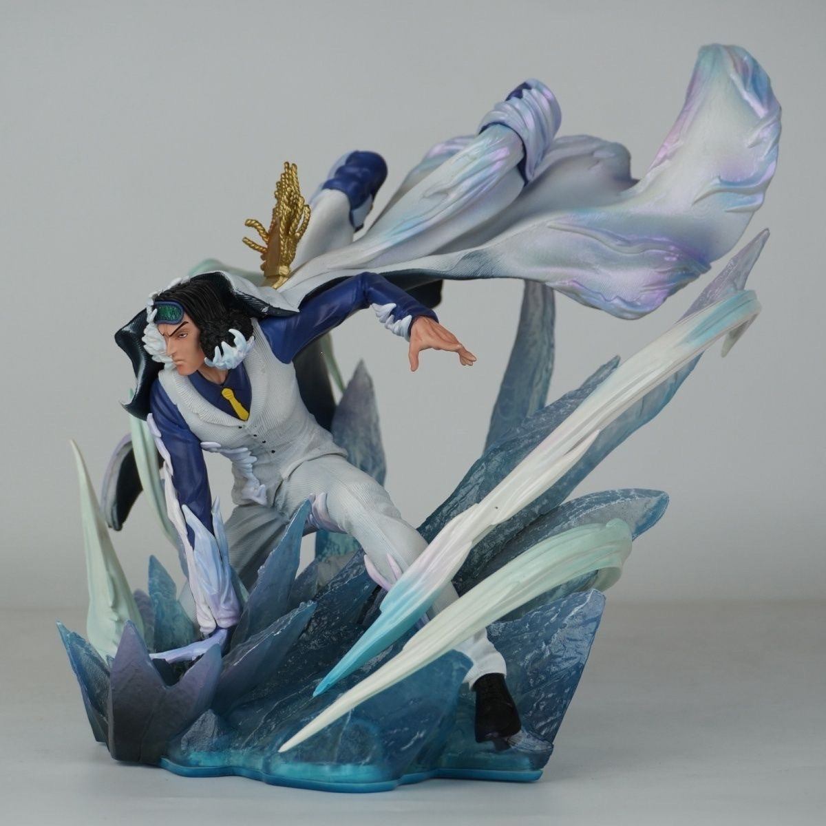 One Piece Aokiji Kuzan ice effect GK statue