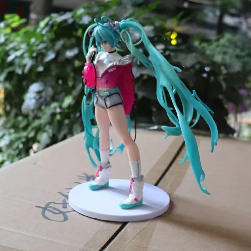 Hatsune Miku casual street style prize figure