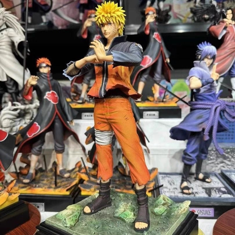 Naruto Uzumaki hand seal battle damage GK statue