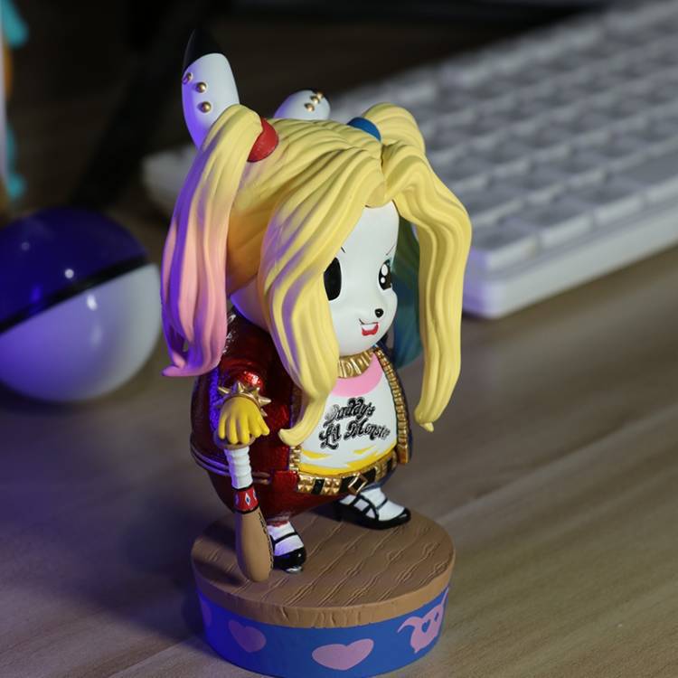 Pokemon × DC Crossover Pikachu Cos Harley Quinn Diorama Statue