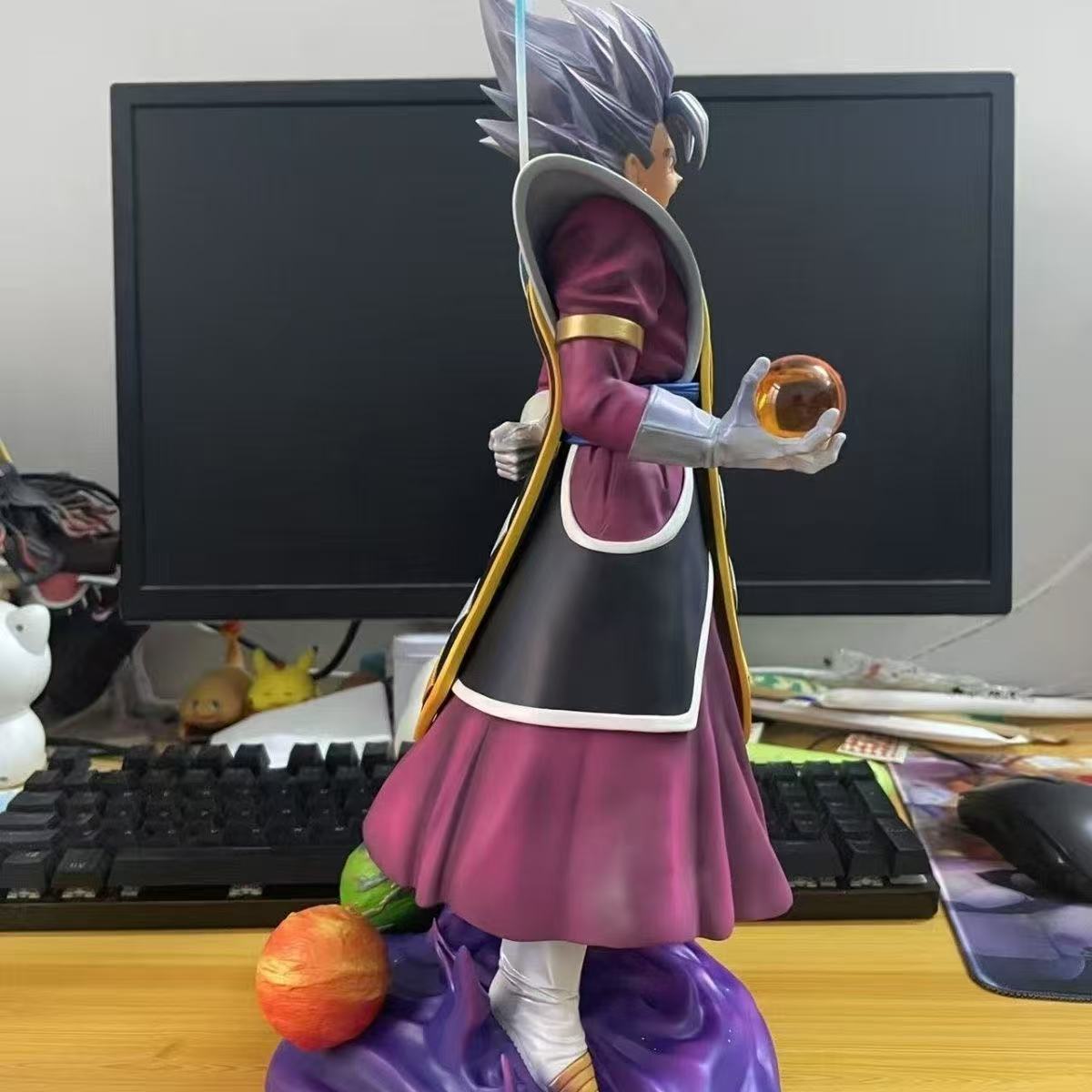 Dragon Ball Vegito Supreme Kai statue