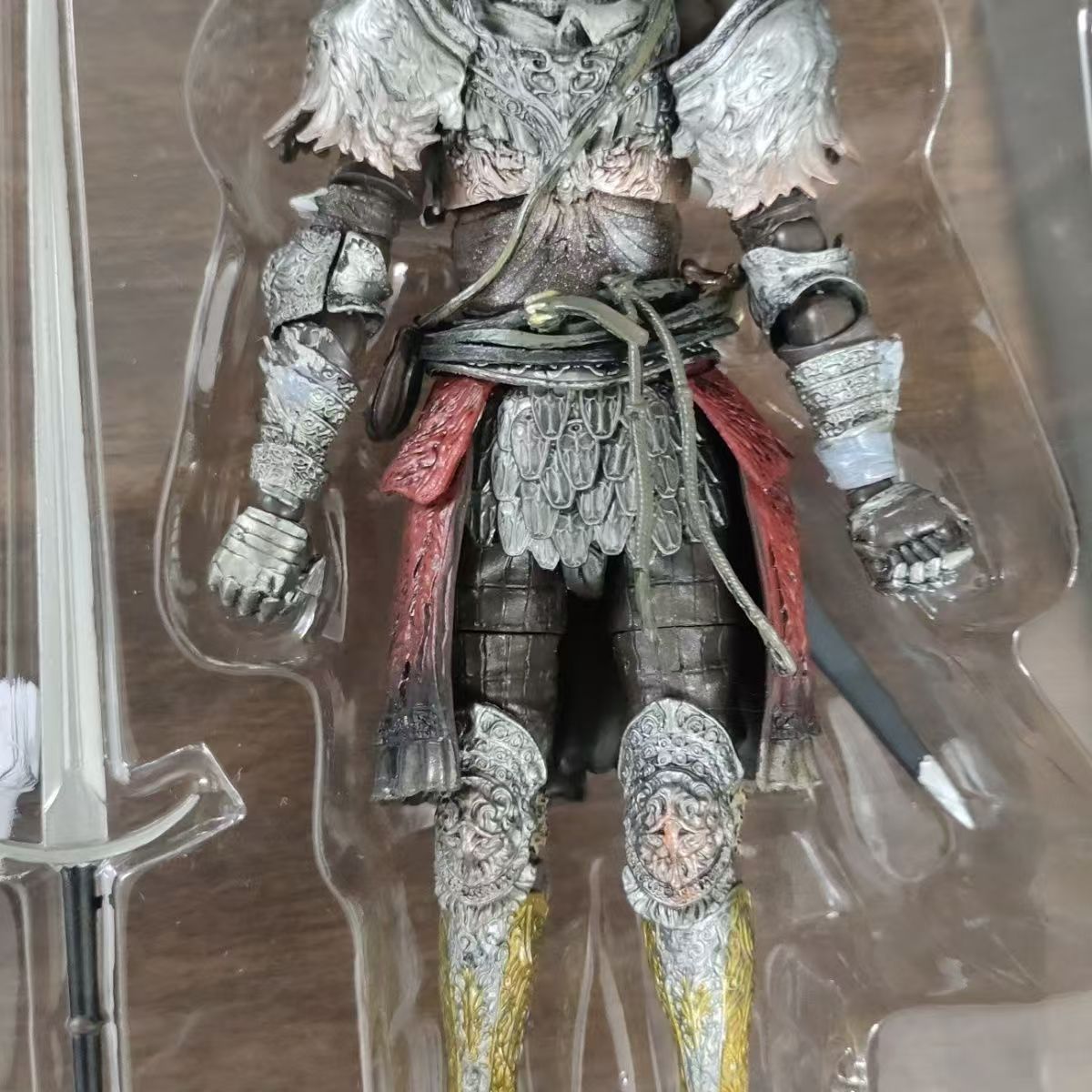 Elden Ring Raging Wolf armor movable figure