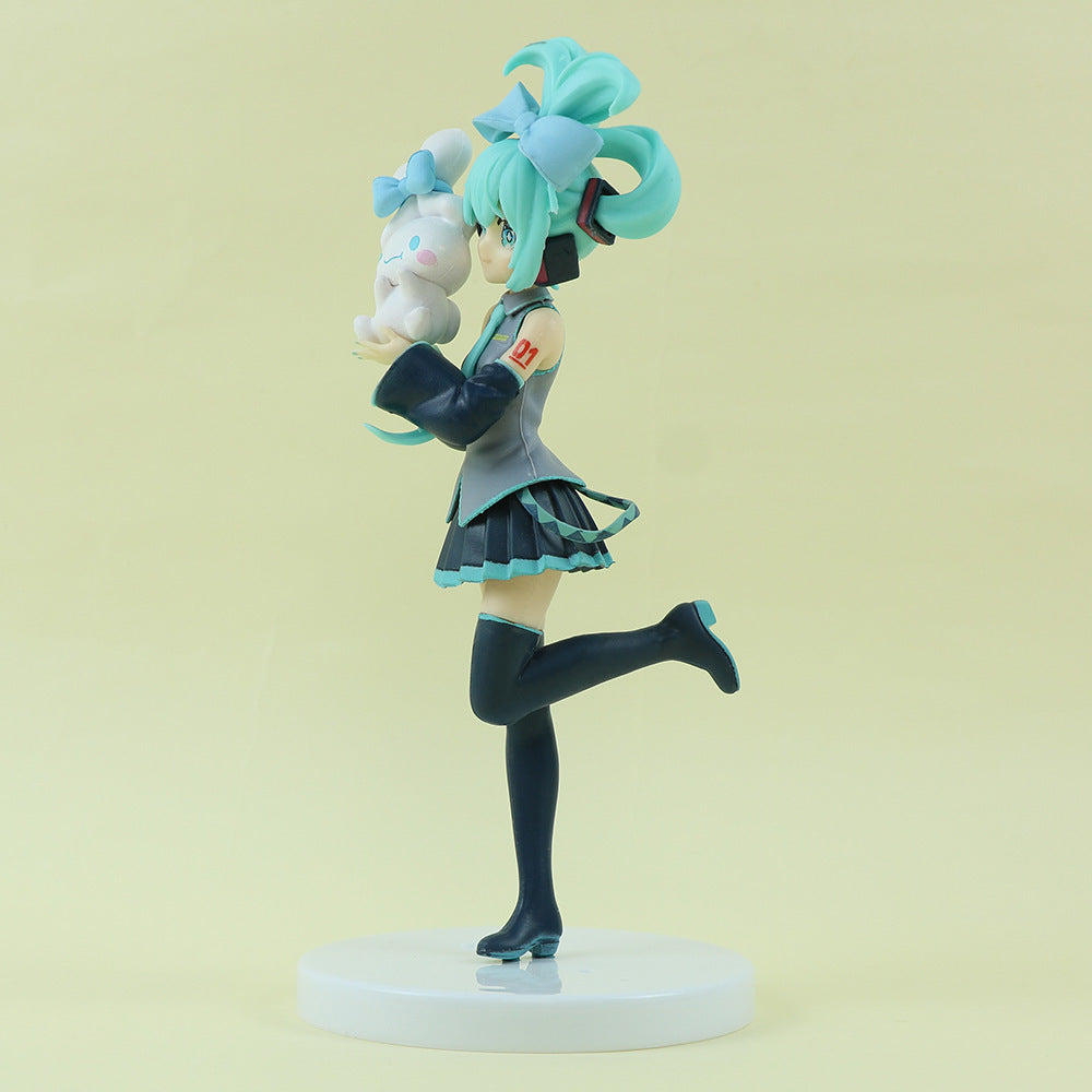Hatsune Miku x Cinnamoroll prize figure