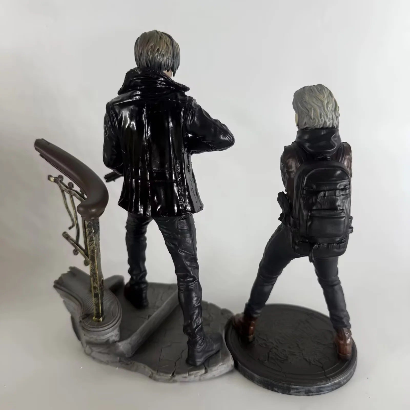Resident Evil Leon Kennedy Ada Wong figure set