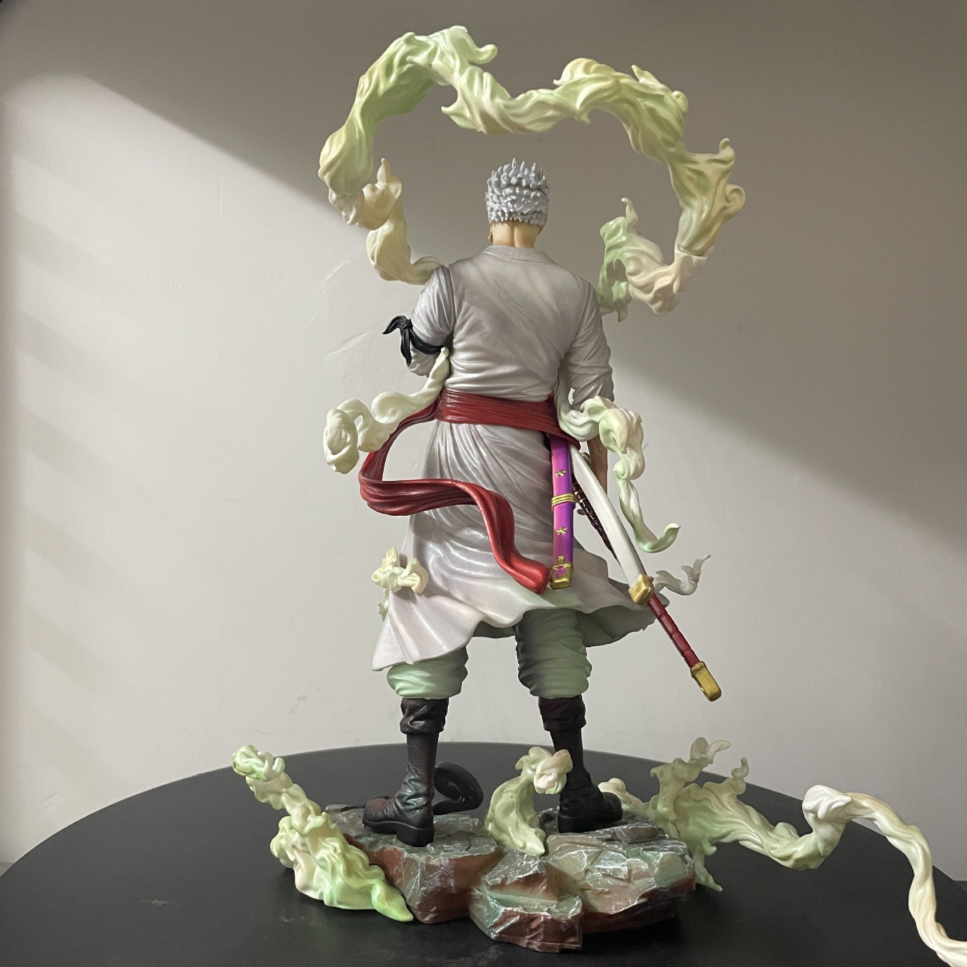 One Piece Roronoa Zoro white hair figure