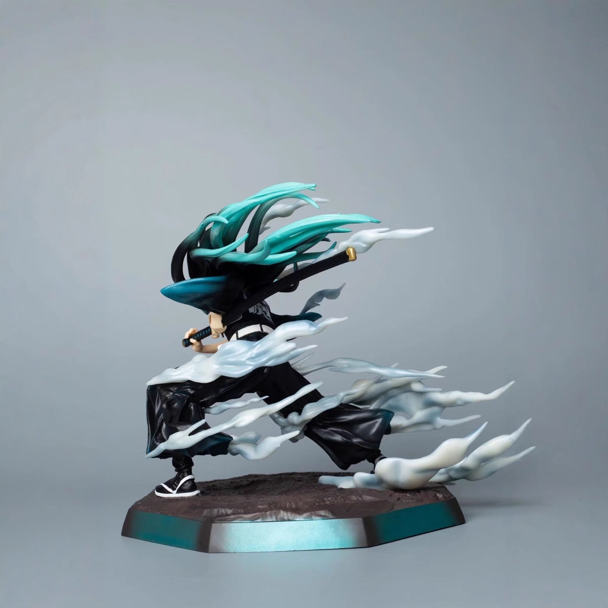 Demon Slayer Tokito Muichiro figure