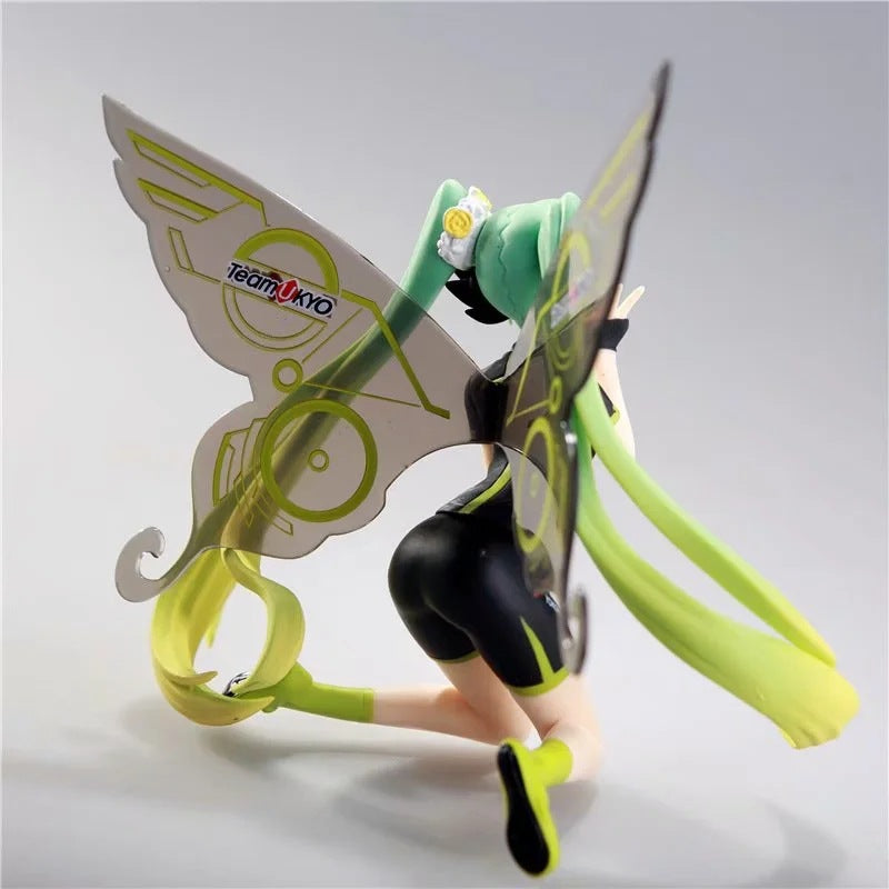 Hatsune Miku racing kneeling statue