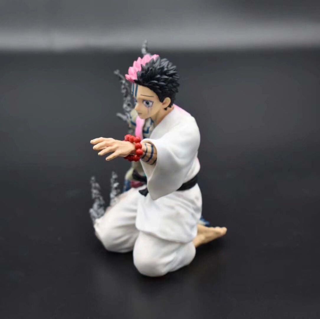 Demon Slayer Akaza kneeling GK figure