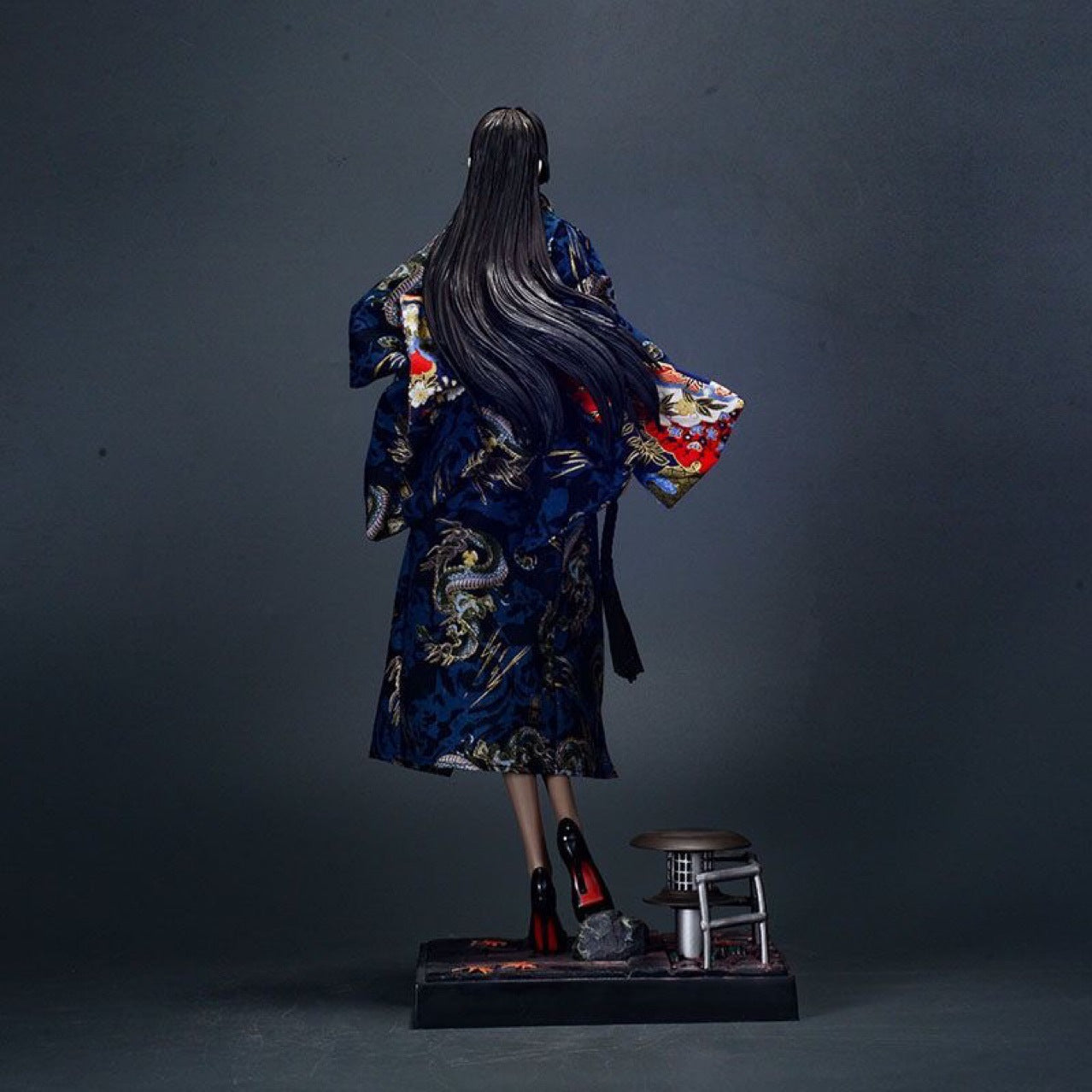 One Piece Boa Hancock kimono figure