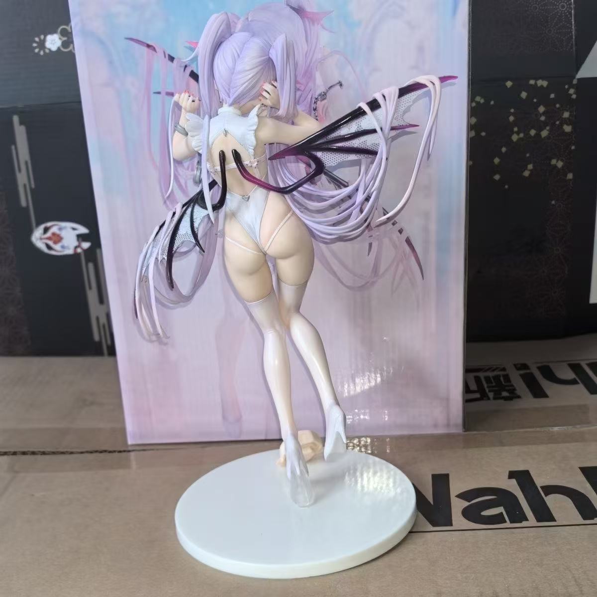 Eve Hand Cuffs Ver figure Rurudo illustration