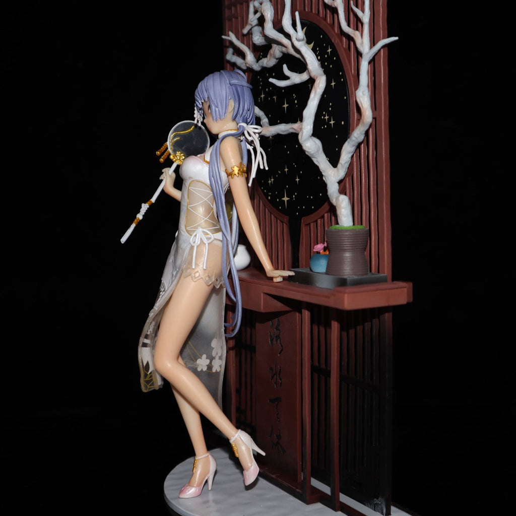 Luo Tianyi Chinese dress statue