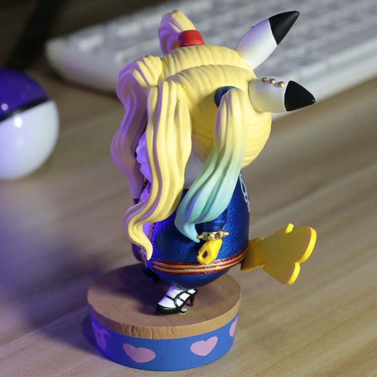 Pokemon × DC Crossover Pikachu Cos Harley Quinn Diorama Statue