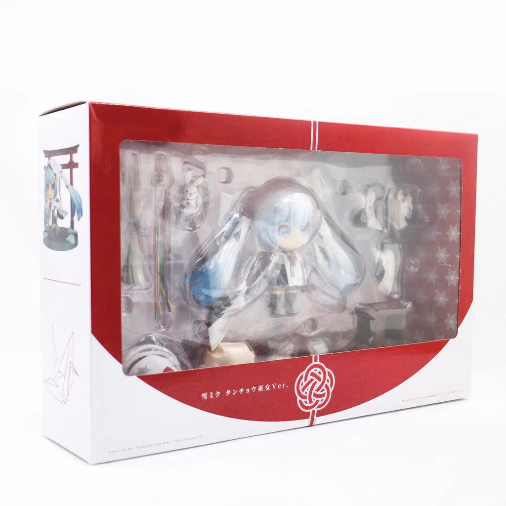 Snow Miku shrine maiden nendoroid figure