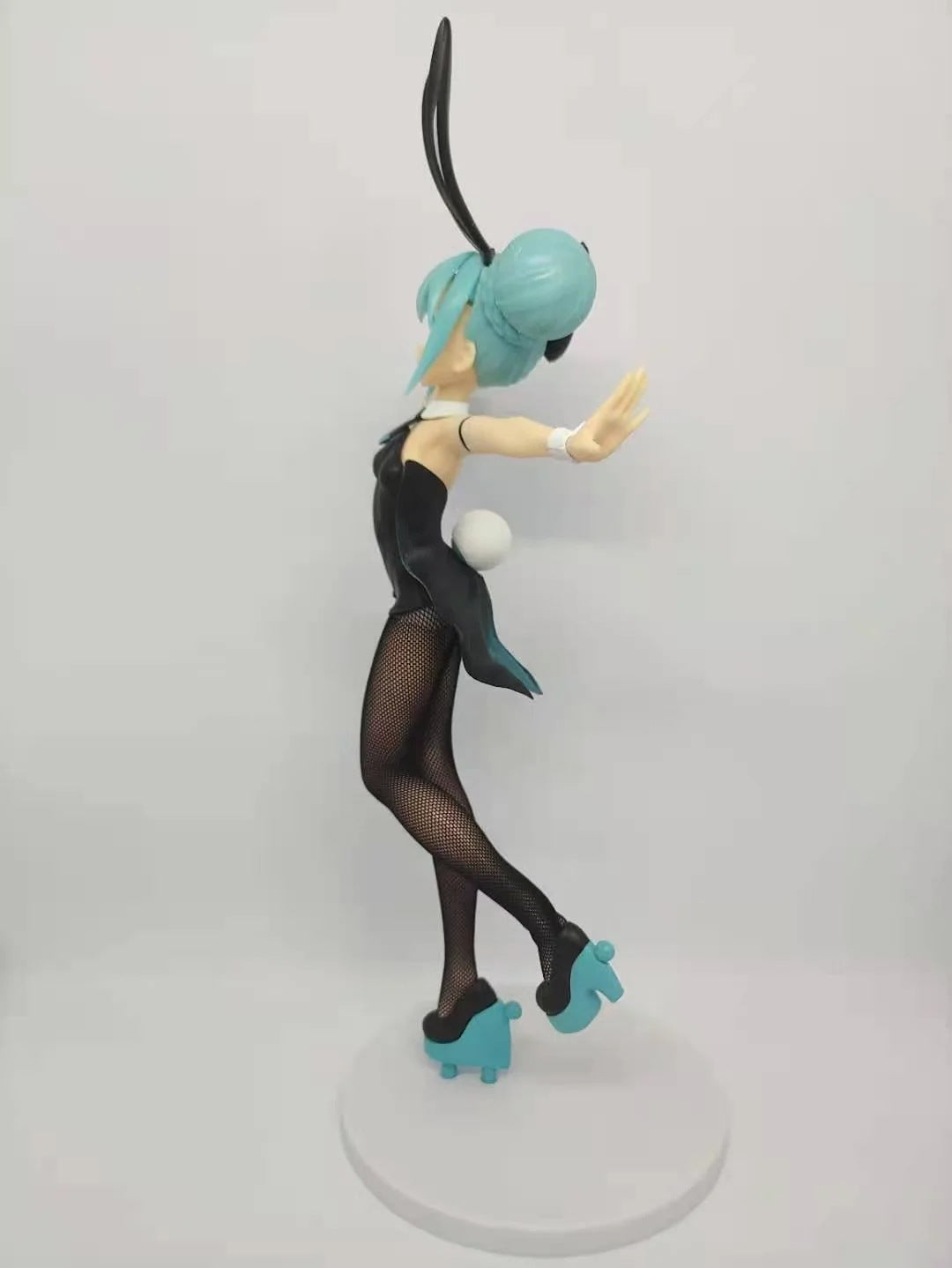 Hatsune Miku bunny girl prize figure