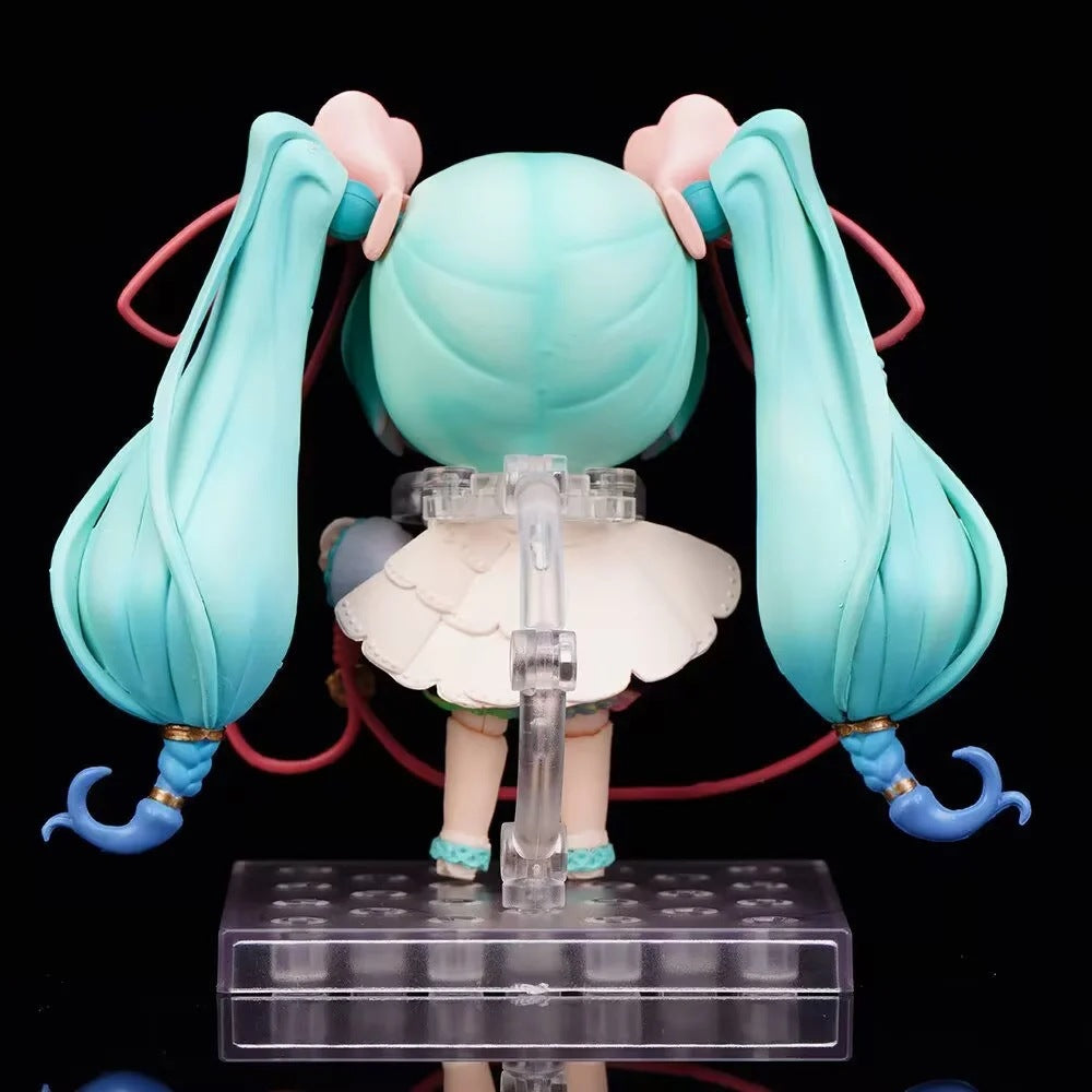 Hatsune Miku strawberry dessert nendoroid