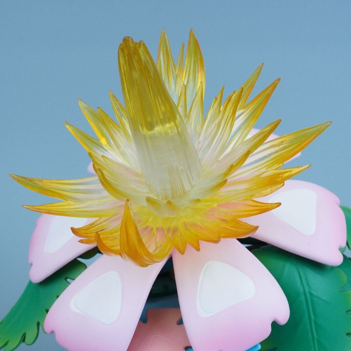 Pokemon Venusaur Solar Beam Flower Effect Diorama Statue