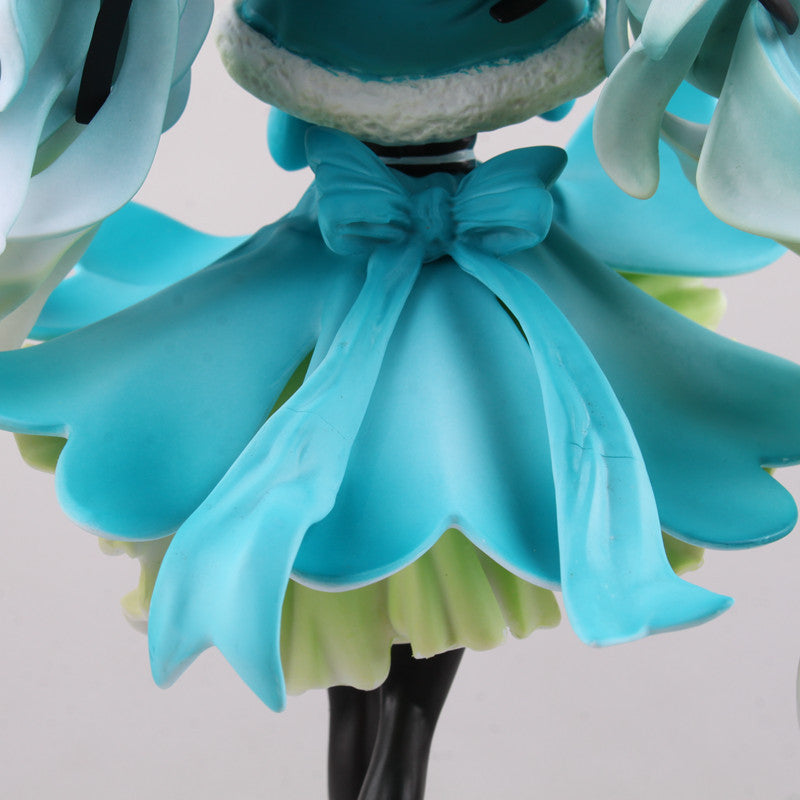 Hatsune Miku winter dress prize figure