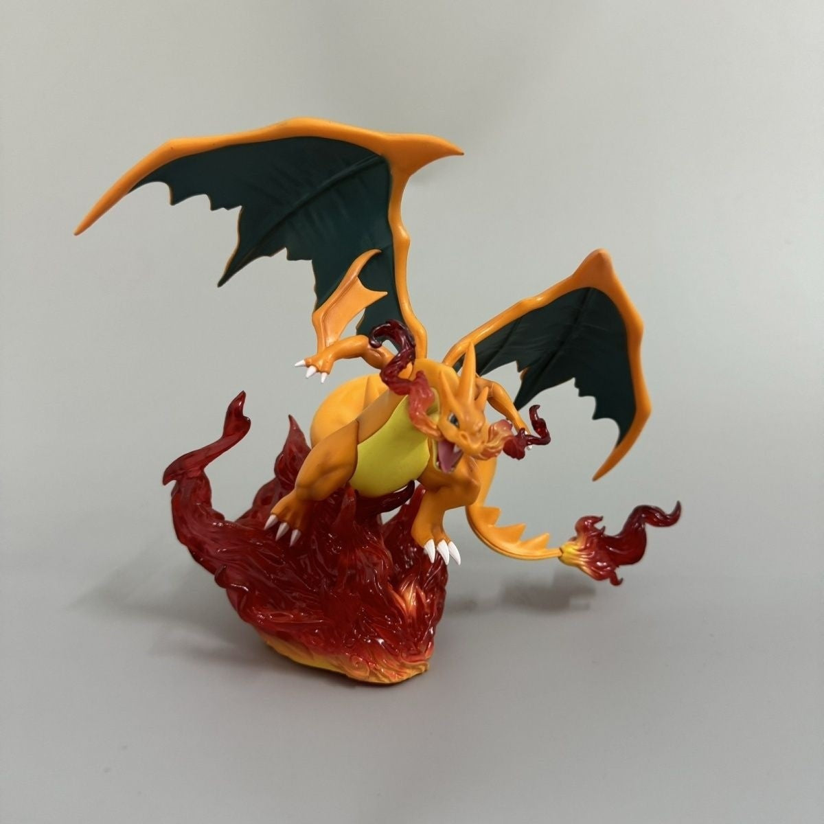 Pokemon Charizard Fire Flame Diorama Statue