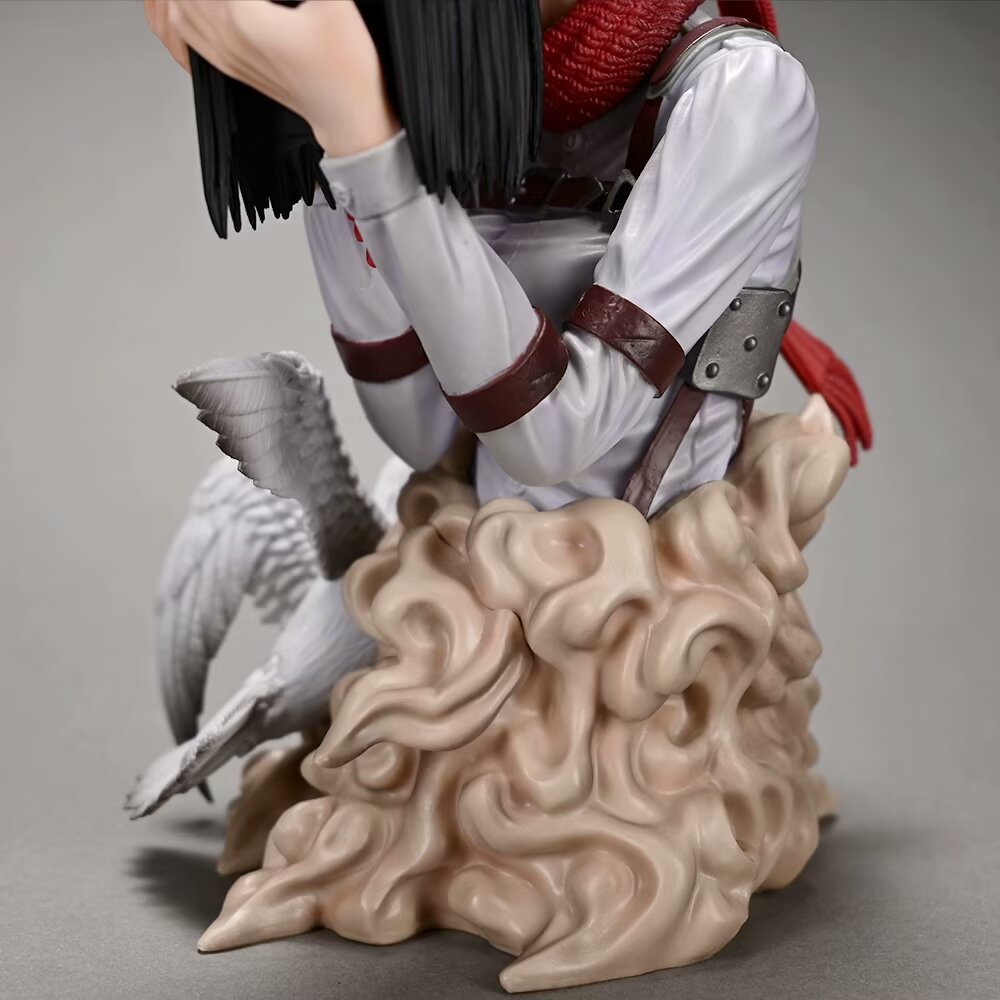 Attack on Titan Mikasa kiss Eren grave statue